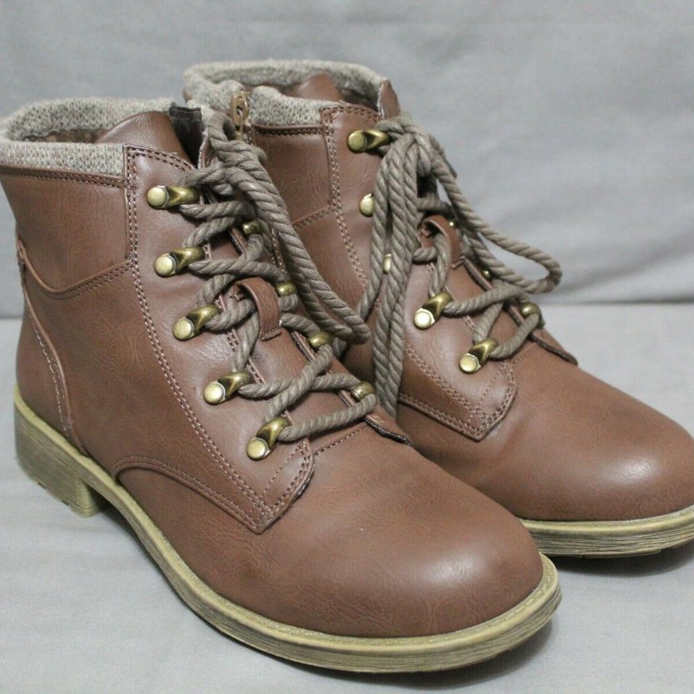 New Sporto® Brandy Water-Resistant Lace-Up Hiker Bootie Ladies 8M